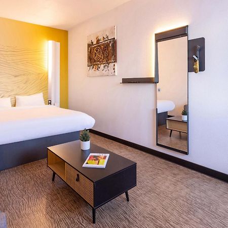 B&B Hotel Rennes Parc Expo Aeroport Bruz Buitenkant foto