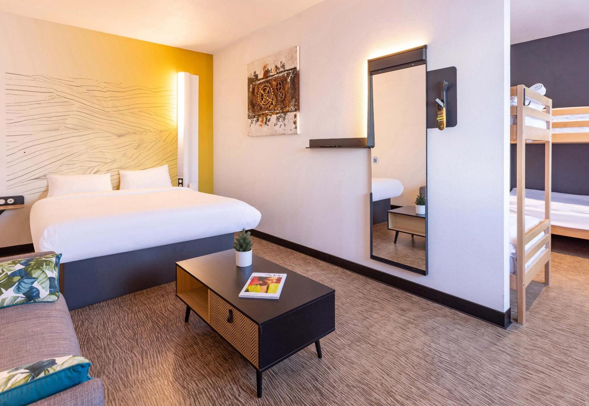 B&B Hotel Rennes Parc Expo Aeroport Bruz Buitenkant foto